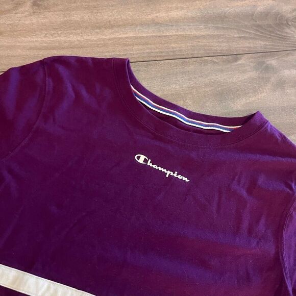 NWT Champion Purple Athletic Longsleeve‎ Shirt Women Large Bin N-56 - Picture 2 of 5
